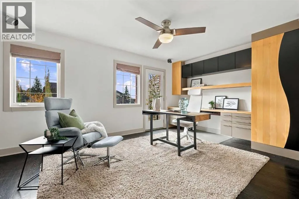 1908 10A Street SW