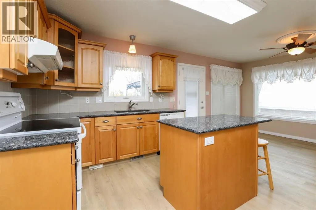 429 S 2 Street W