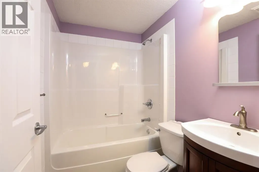 429 S 2 Street W