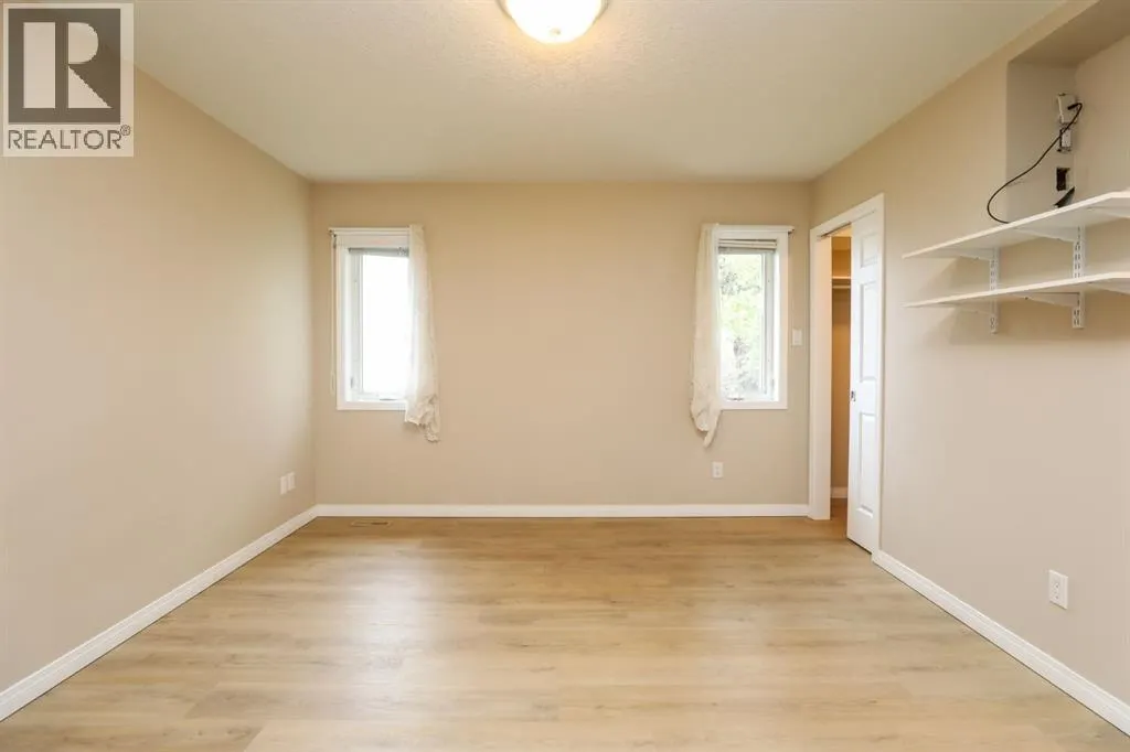 429 S 2 Street W