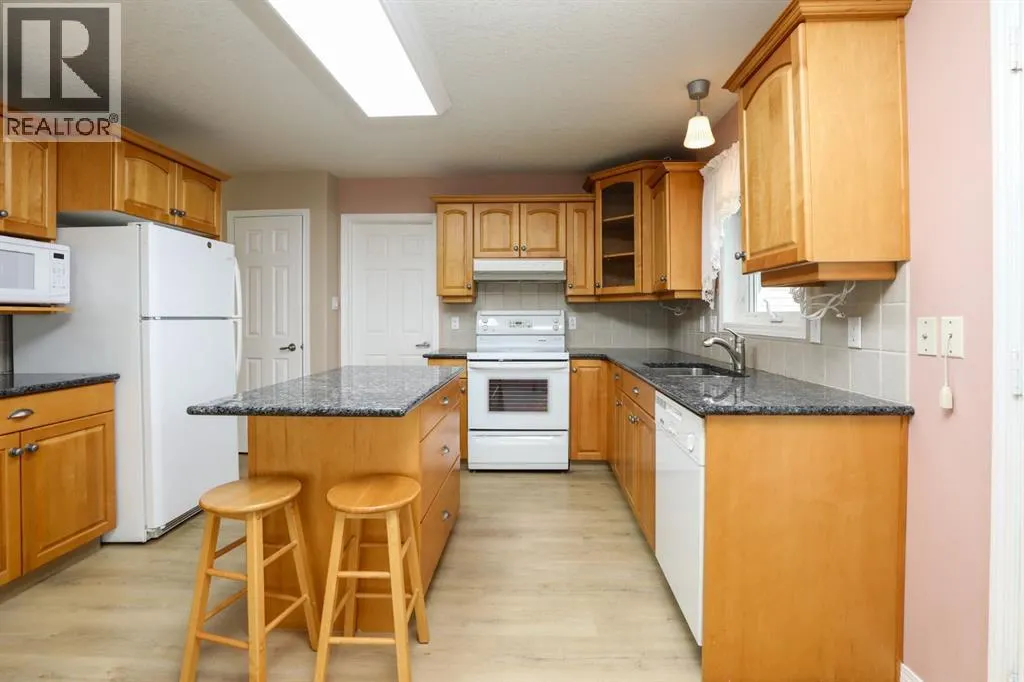 429 S 2 Street W
