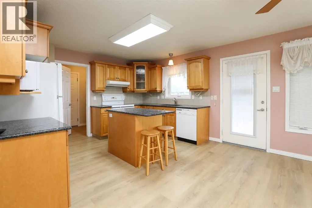 429 S 2 Street W