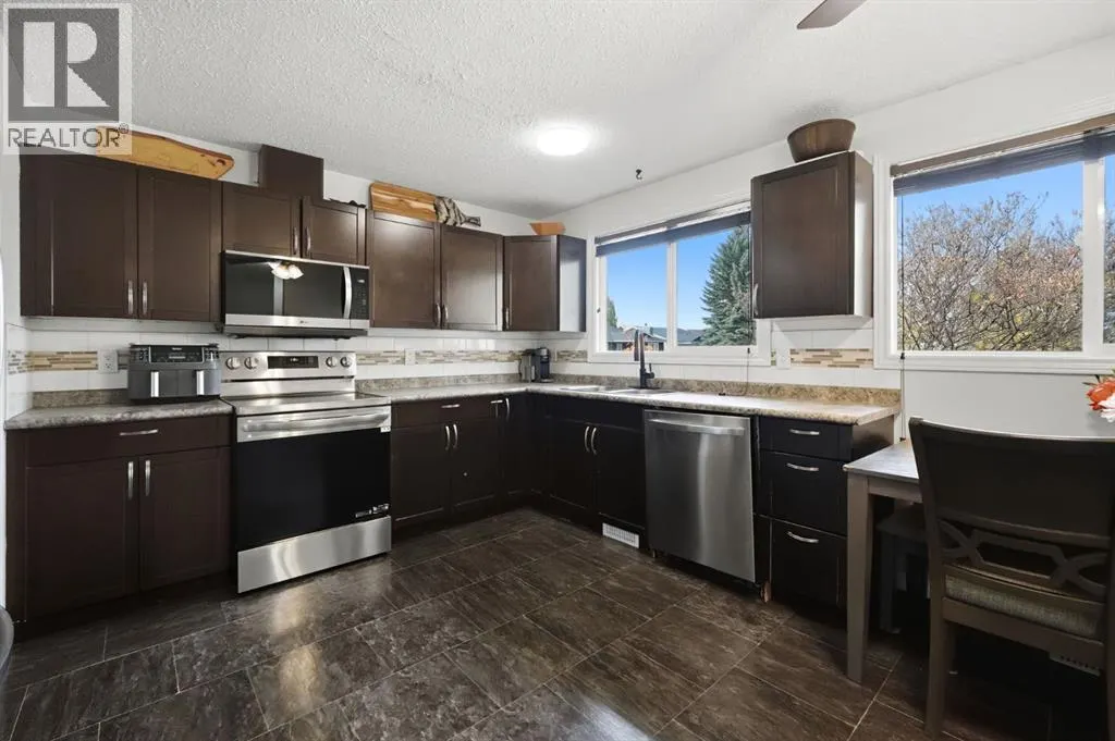 61 Chappel Drive