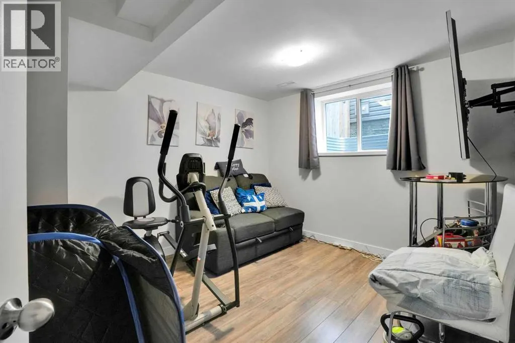 133 Luxstone Place