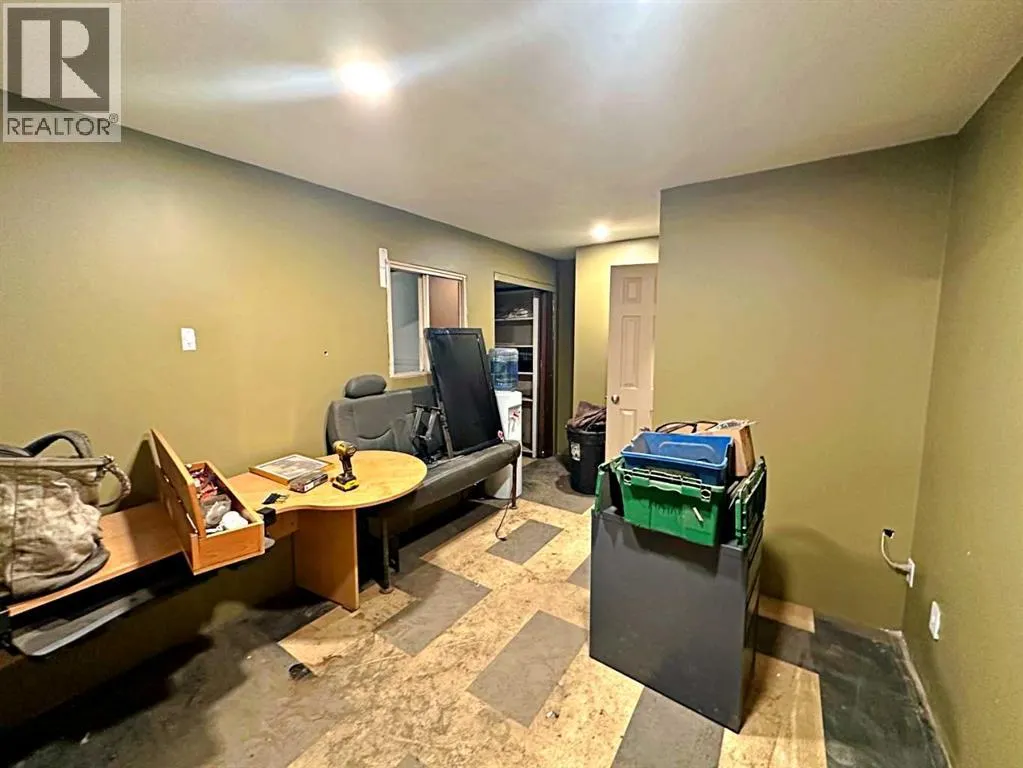 145 Macdonald Crescent