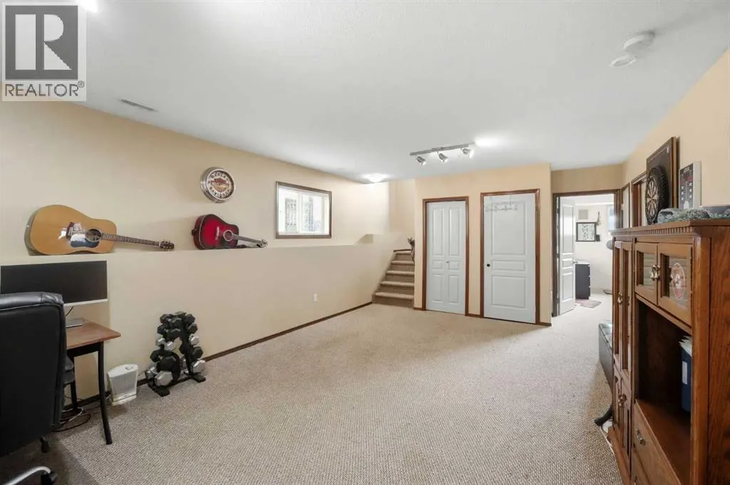96 Hinshaw Drive