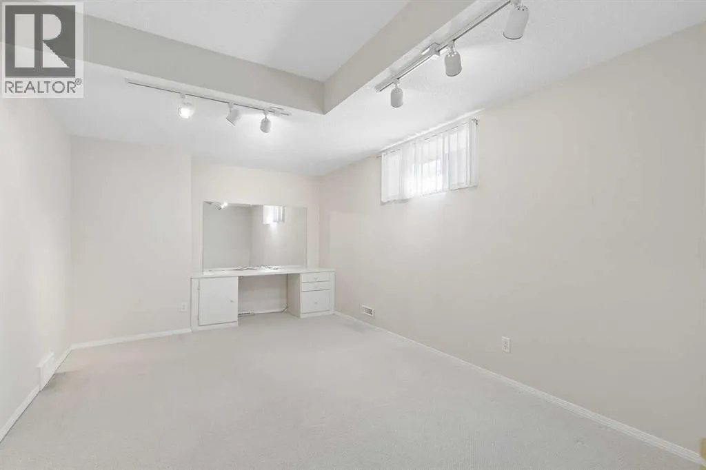 54 Shannon Estates Terrace SW