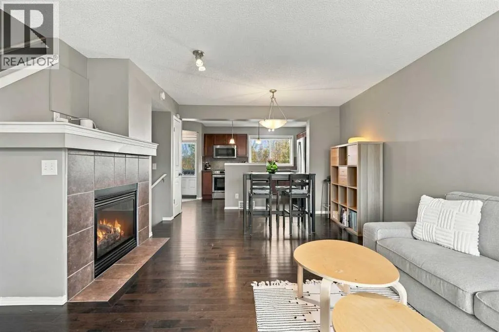 144 Elgin Meadows View SE
