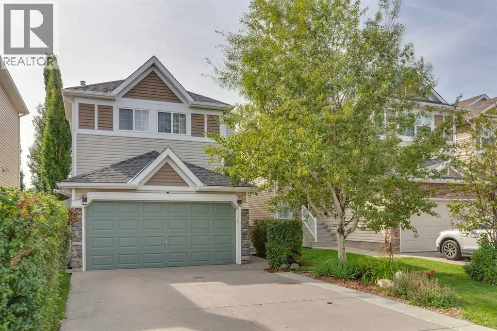 242 Cougar Plateau Mews SW