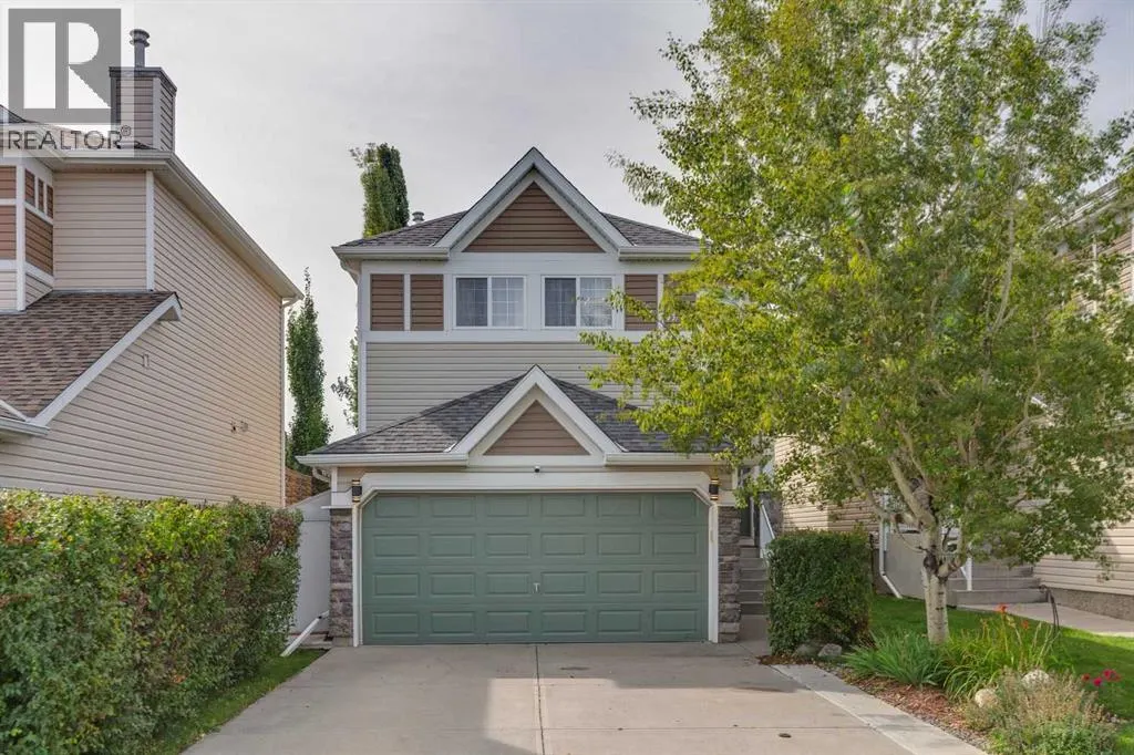 242 Cougar Plateau Mews SW