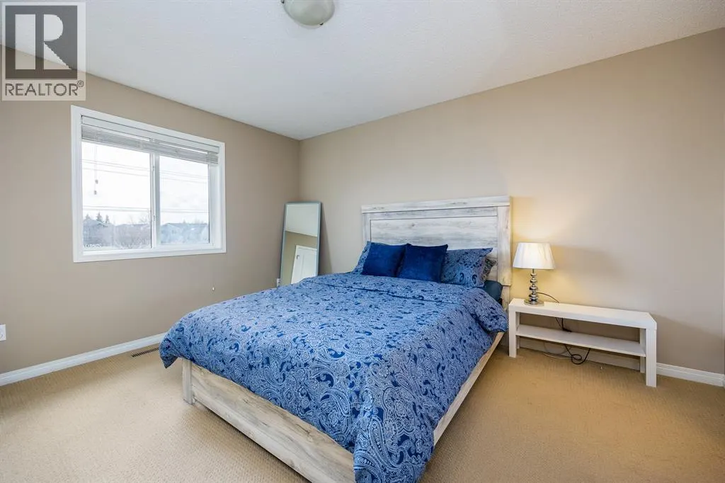462 Williamstown Green NW