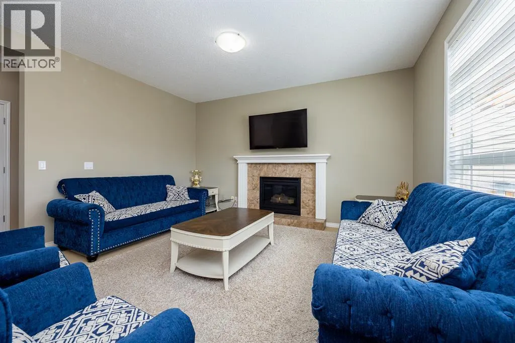 462 Williamstown Green NW