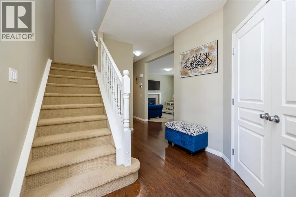 462 Williamstown Green NW