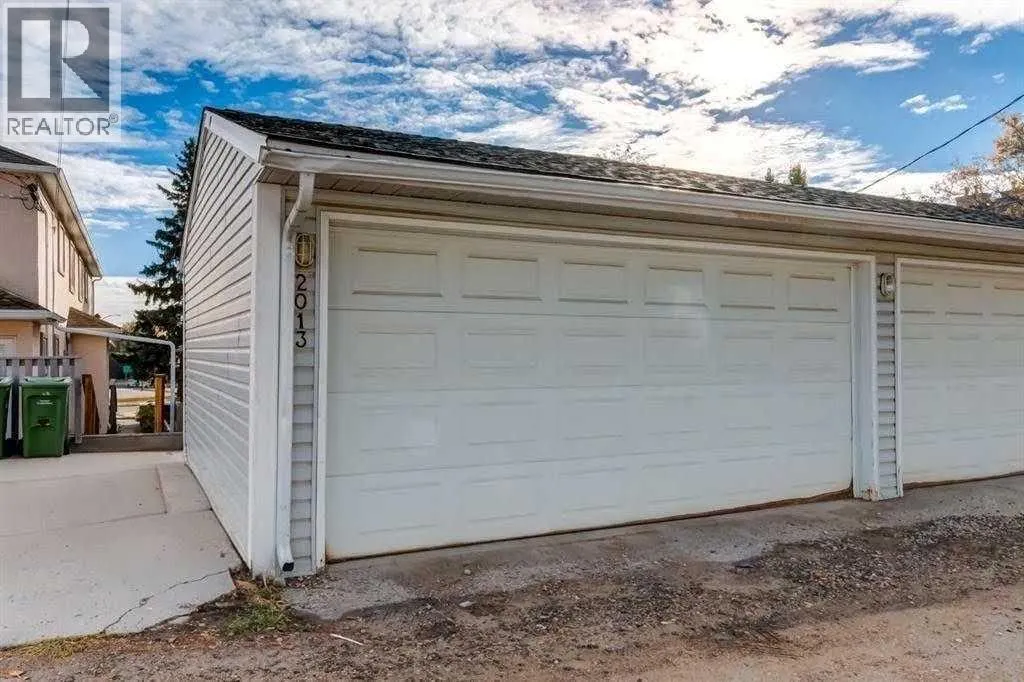 2, 2013 24 Street SW