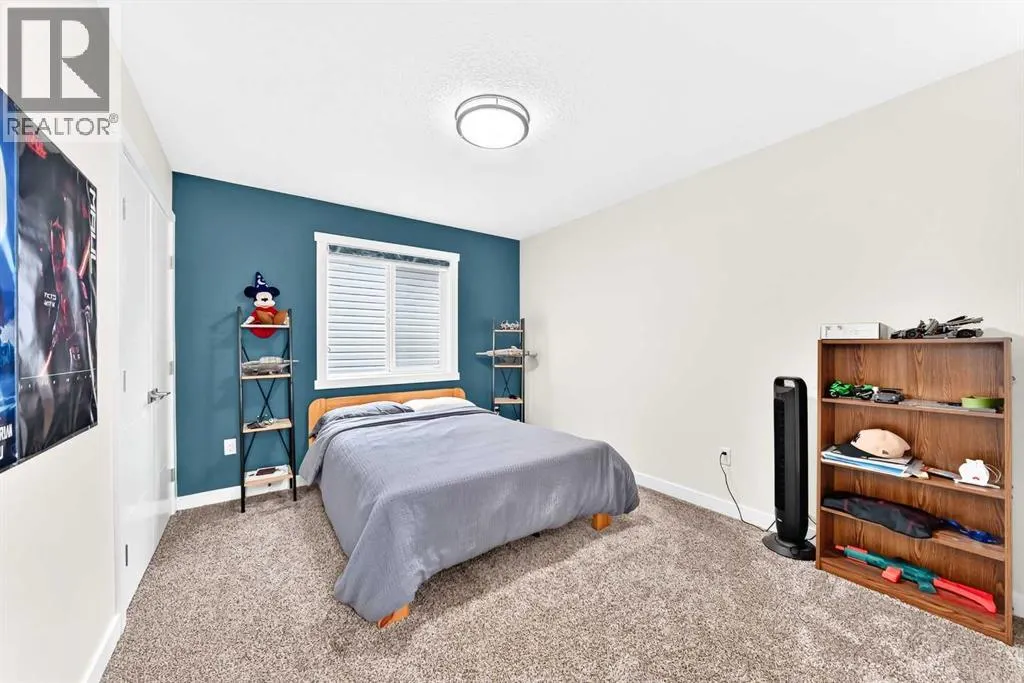 260 Corner Meadows Manor NE
