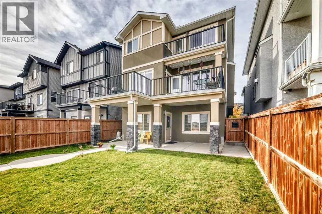 260 Corner Meadows Manor NE