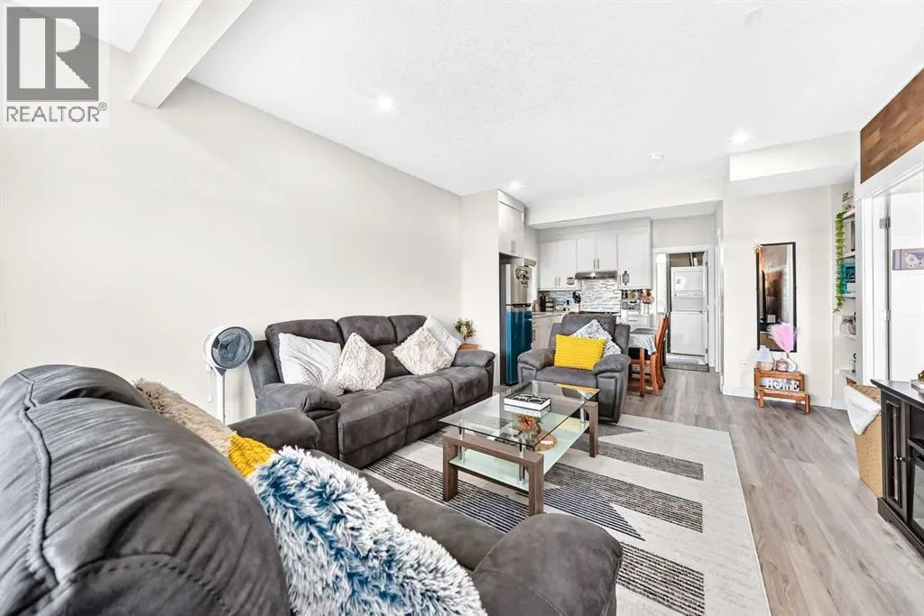 260 Corner Meadows Manor NE