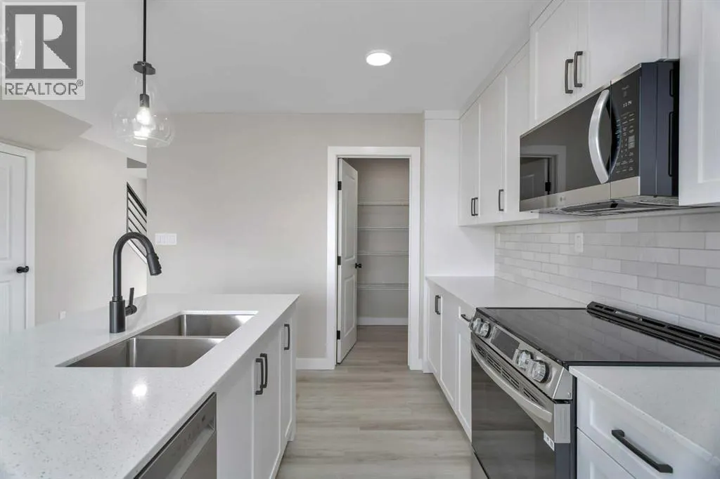 36 Station Drive