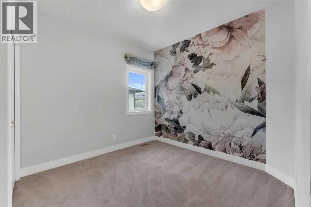 81 Carringvue Manor NW