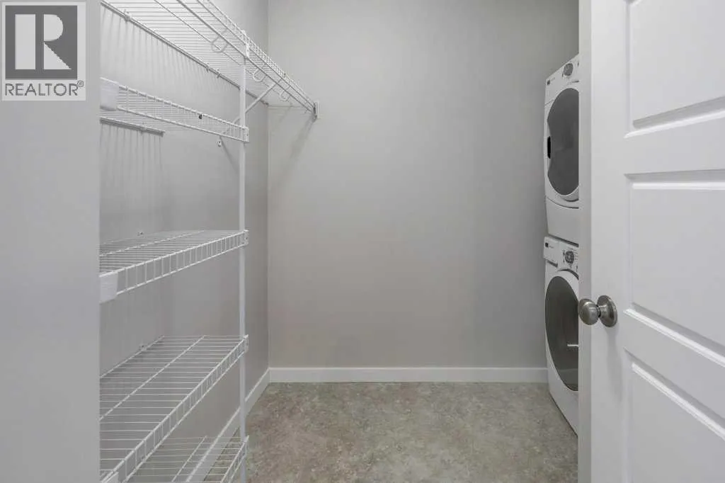 307, 207 Sunset Drive