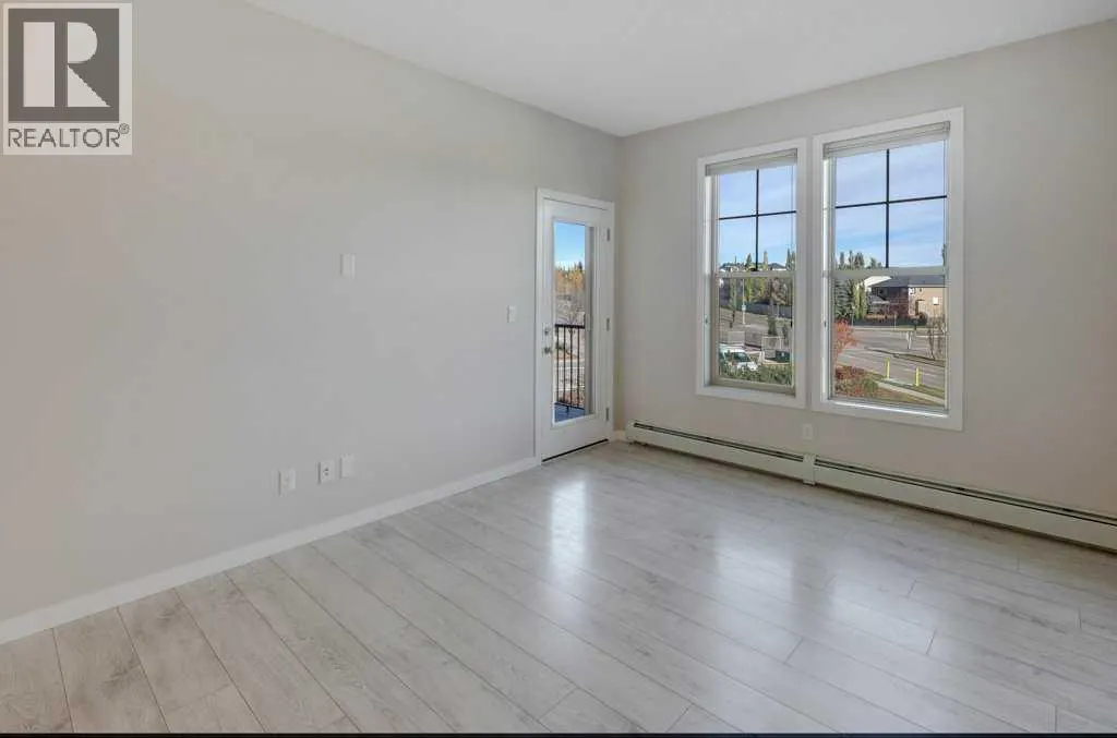 307, 207 Sunset Drive