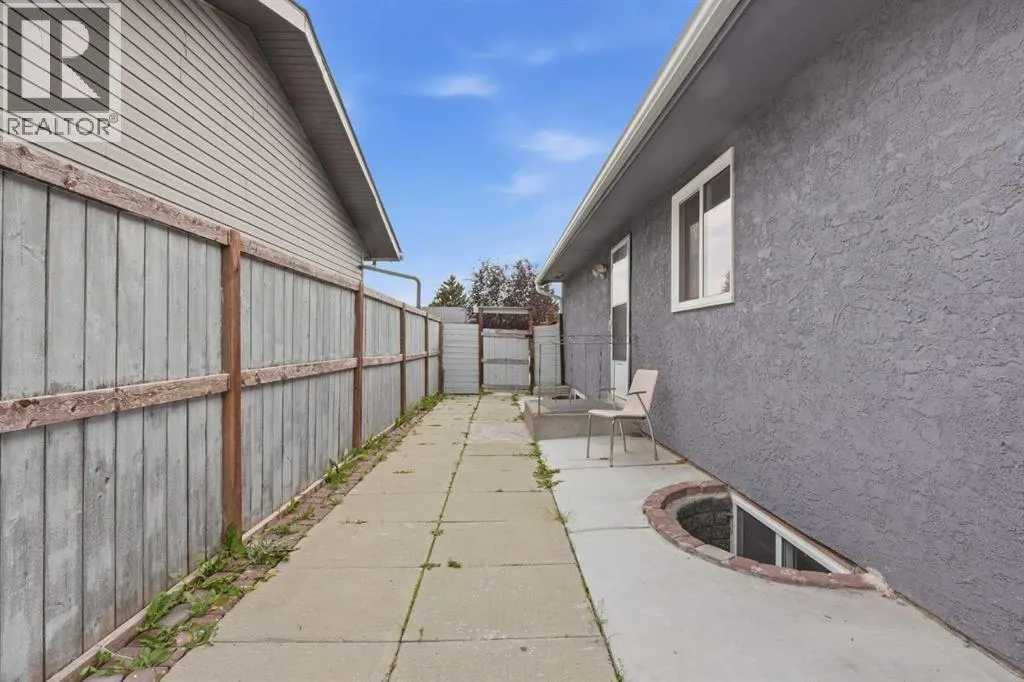 188 Maitland Drive NE