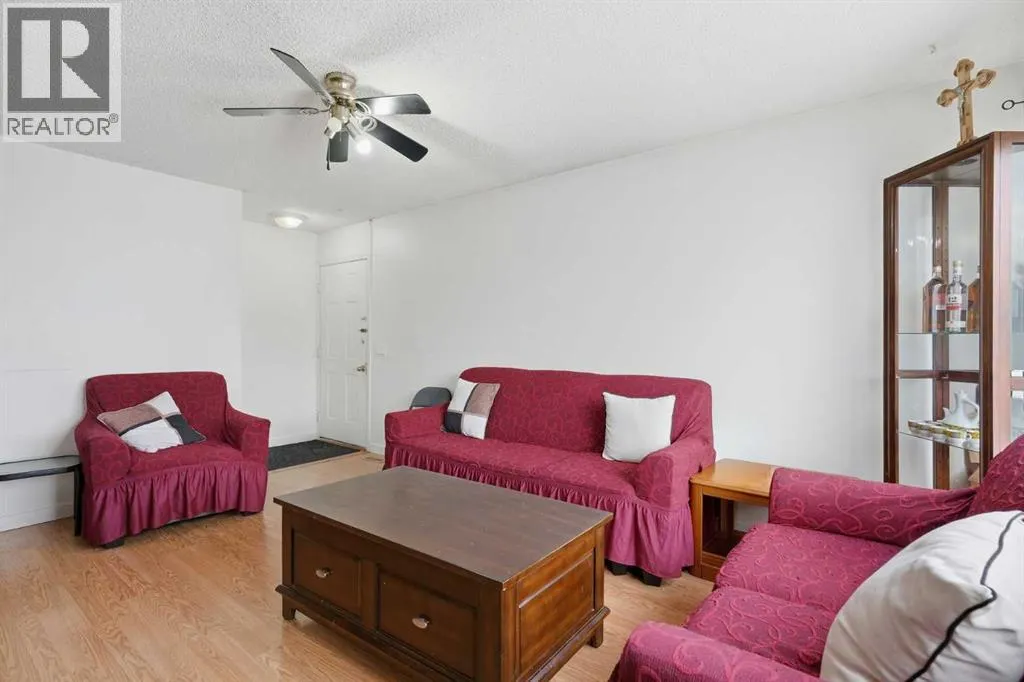 188 Maitland Drive NE