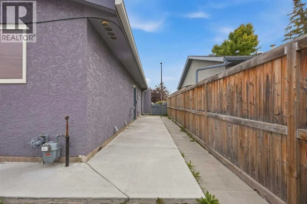 188 Maitland Drive NE