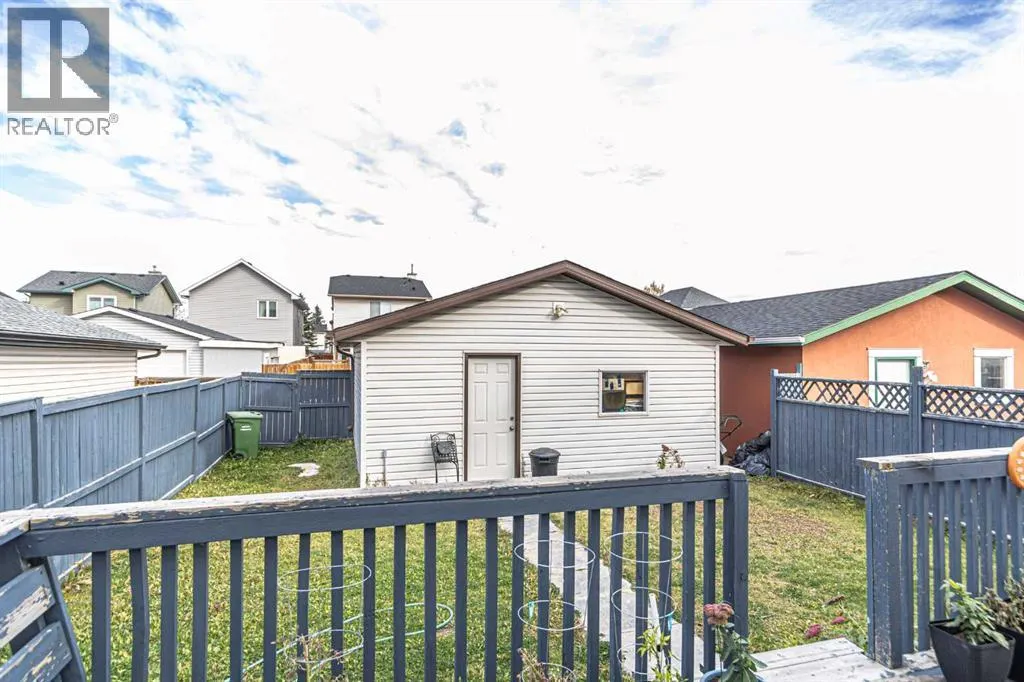 340 Taradale Drive NE