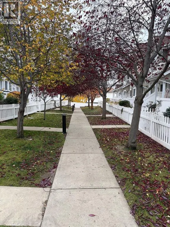 53 Tuscany Court NW