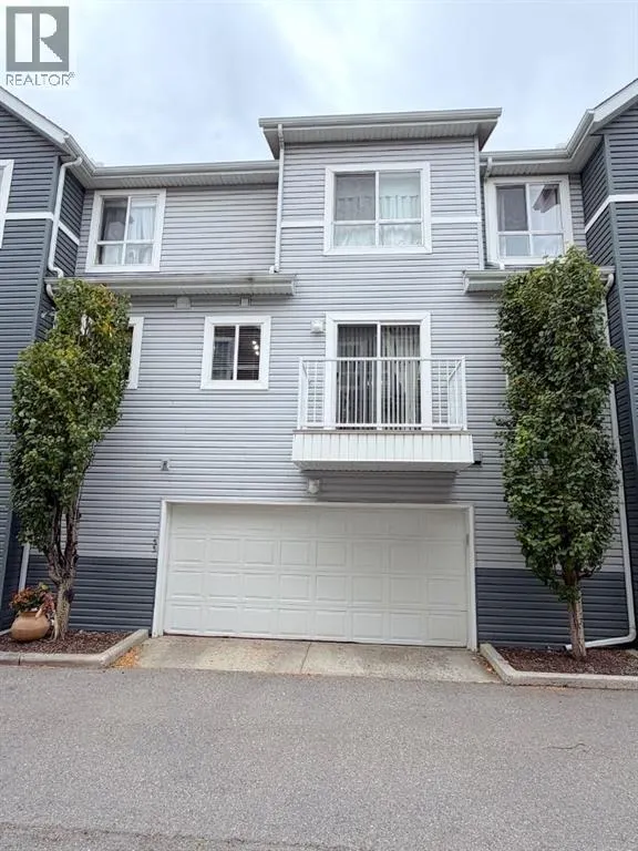 53 Tuscany Court NW