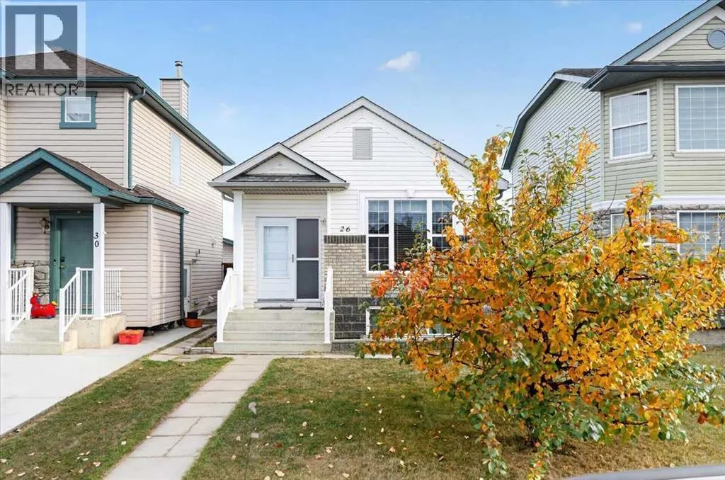 26 Saddlemead Way NE