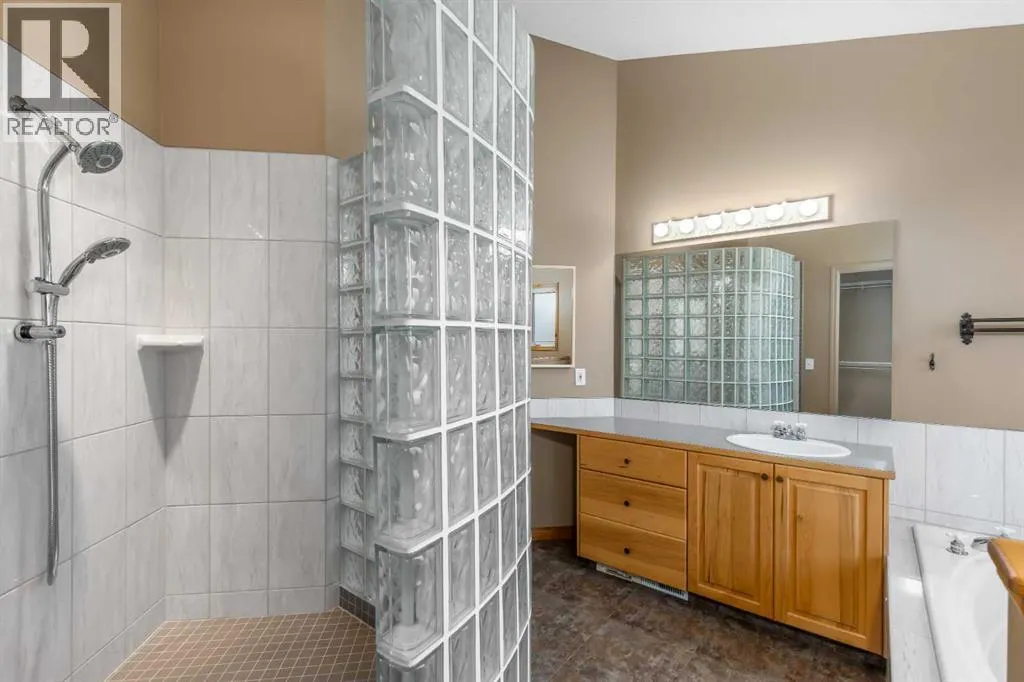 118 Gleneagles View