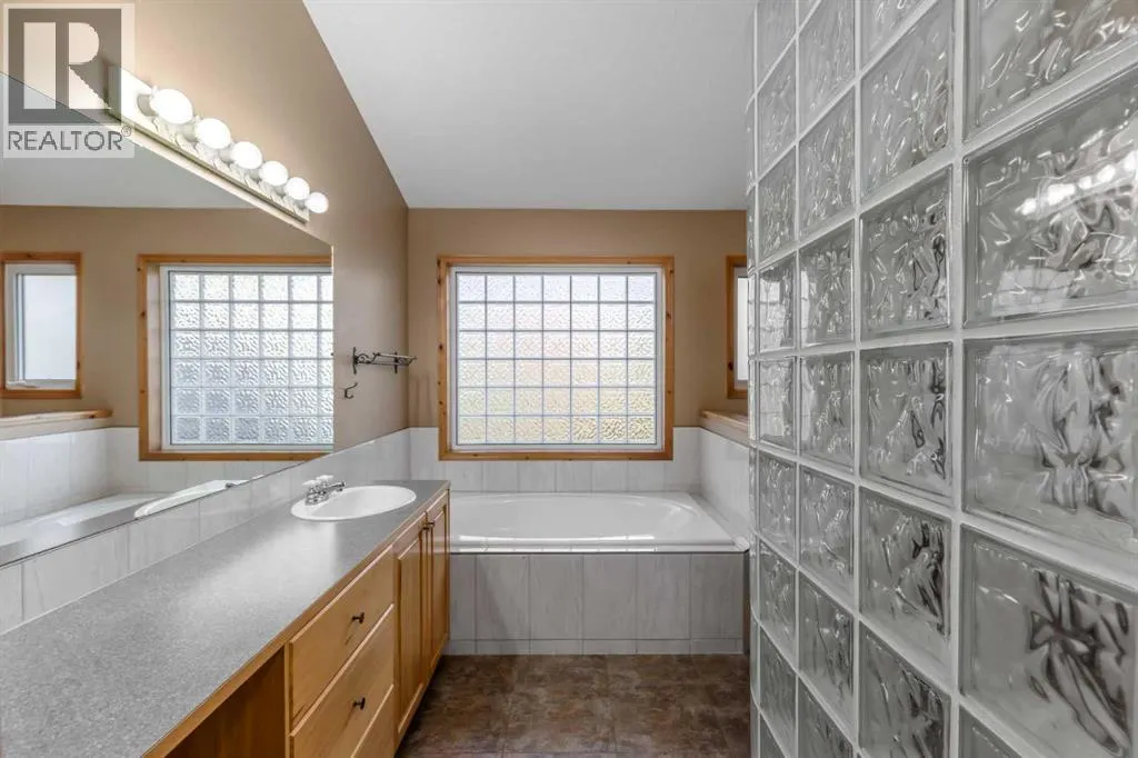 118 Gleneagles View
