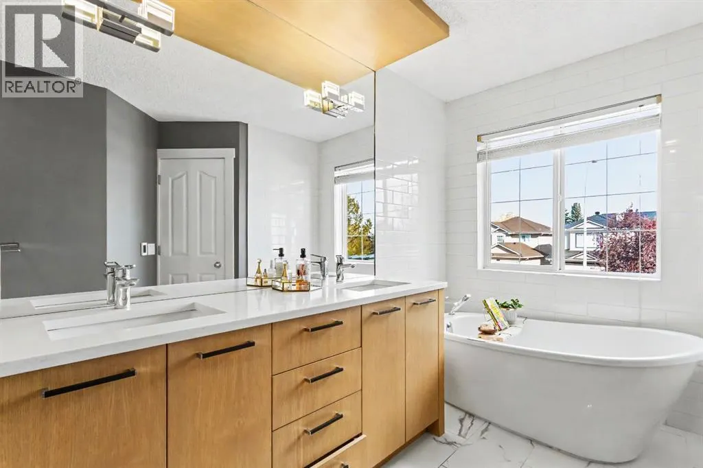 18603 Chaparral Manor SE