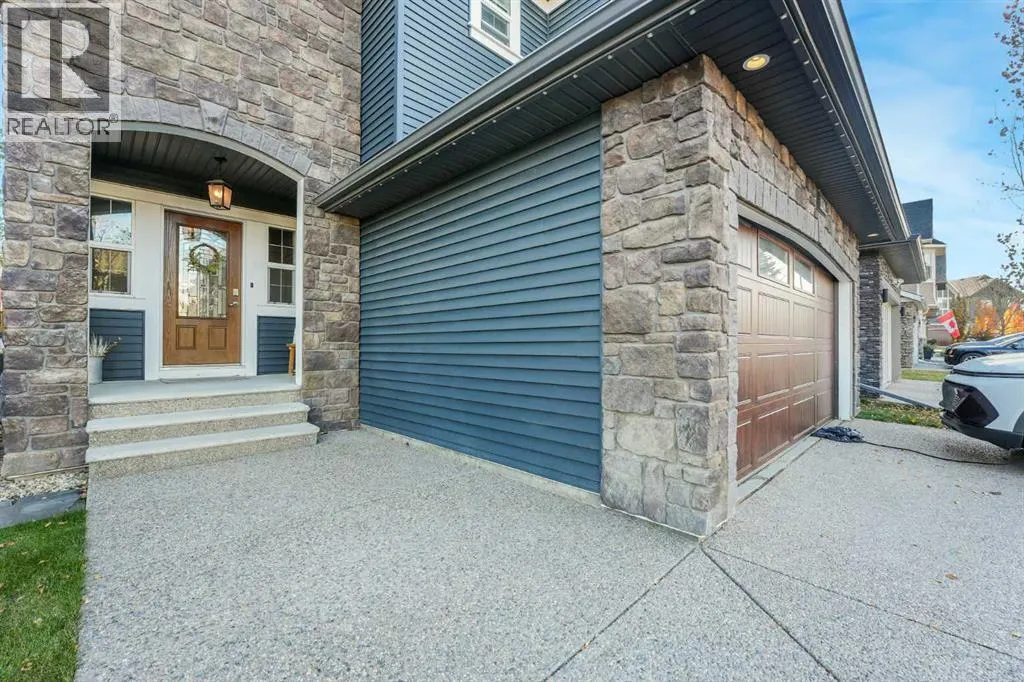 136 Cooperstown Place SW