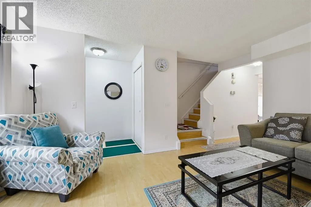 56 Falshire Terrace NE