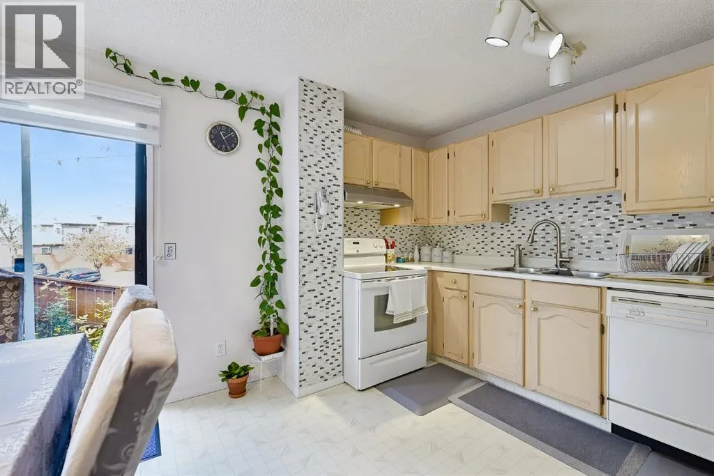 56 Falshire Terrace NE