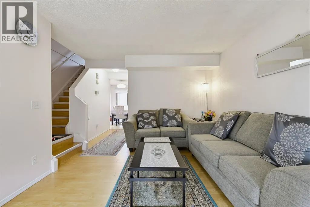 56 Falshire Terrace NE