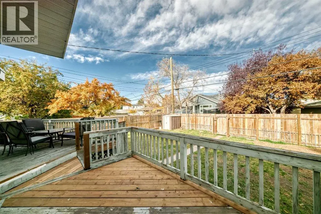 2208 Capitol Hill Crescent NW