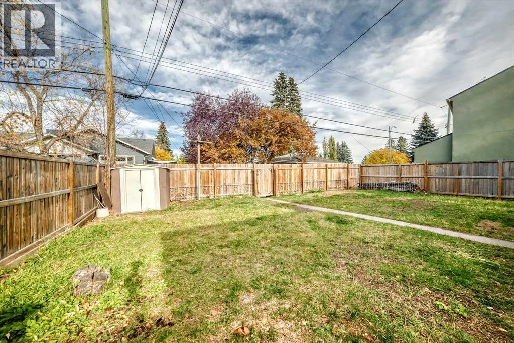 2208 Capitol Hill Crescent NW