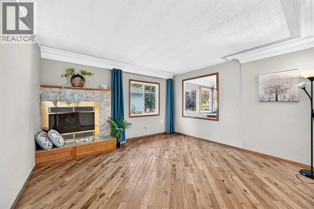 2208 Capitol Hill Crescent NW
