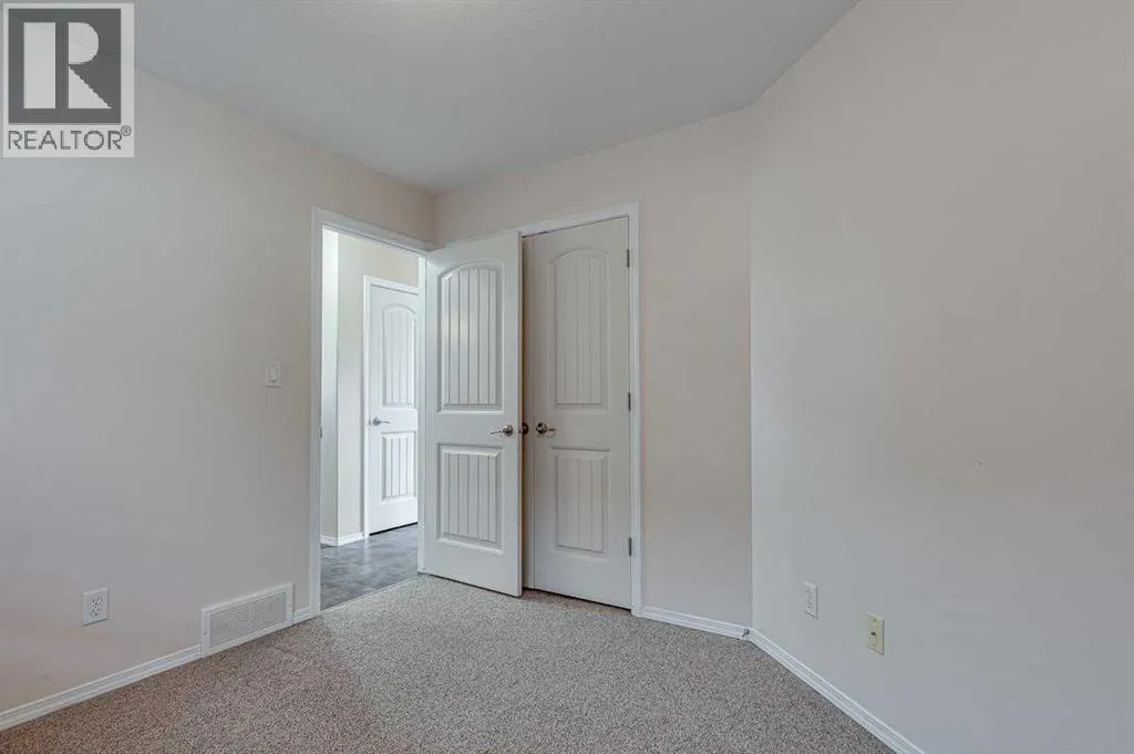 48 Vanson Close