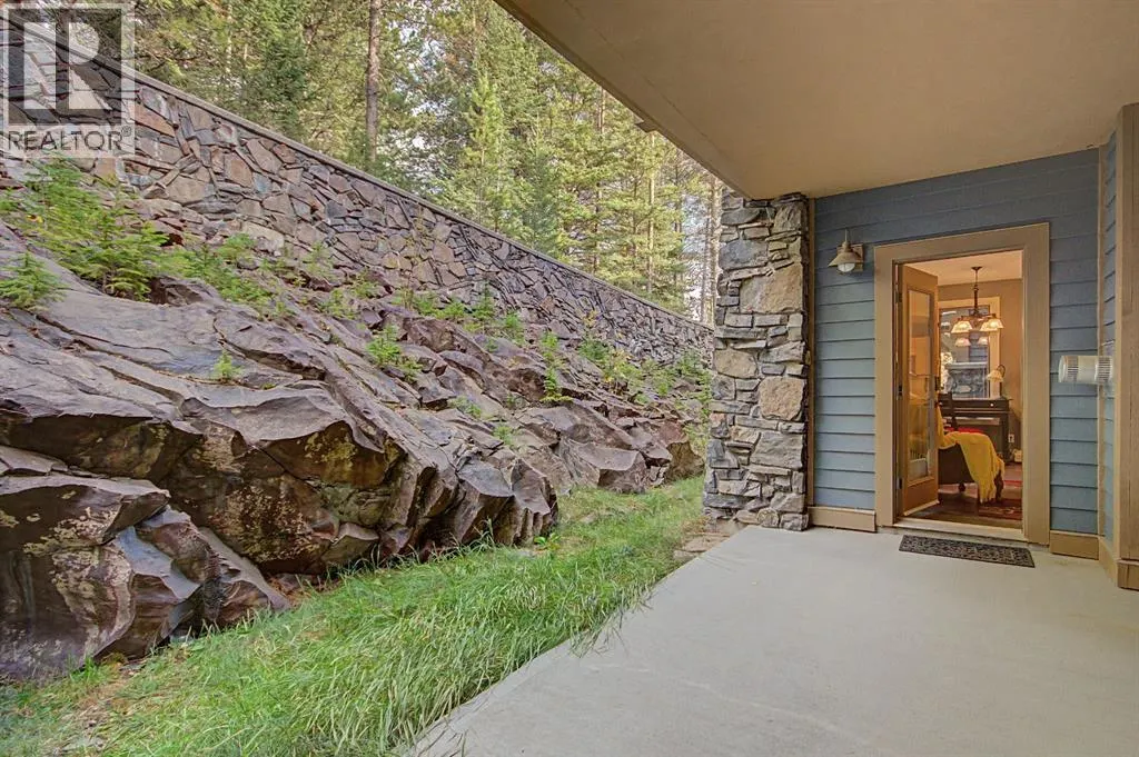 104, 140 Stonecreek Road