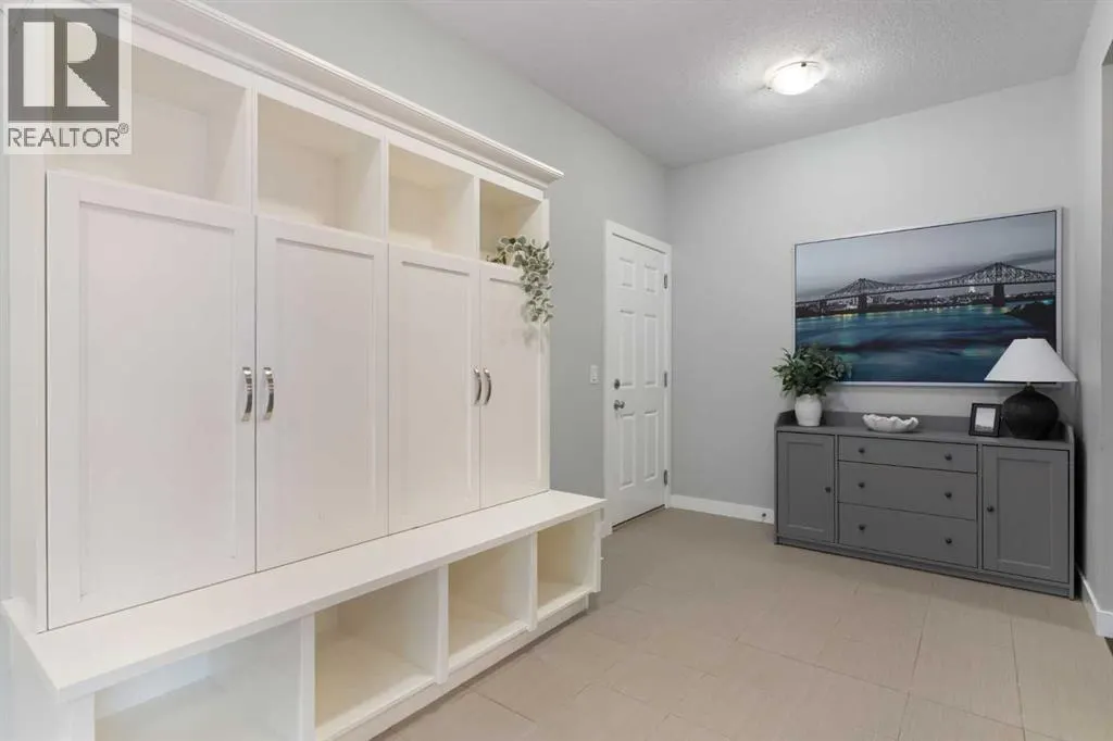 70 Canals Close SW