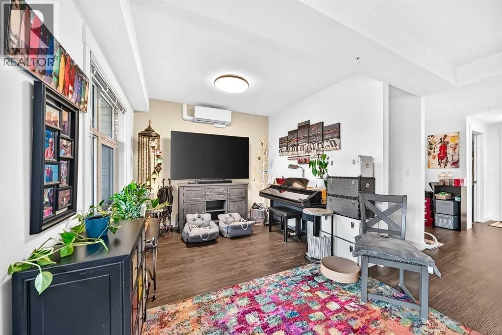 216, 45 Aspenmont Heights SW
