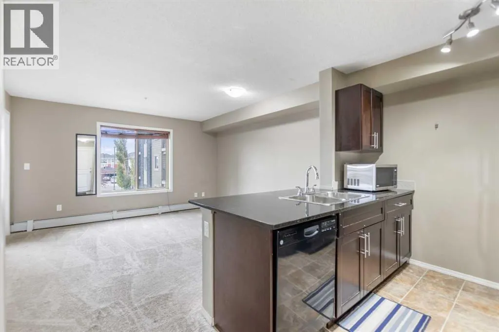210, 15 Saddlestone Way NE
