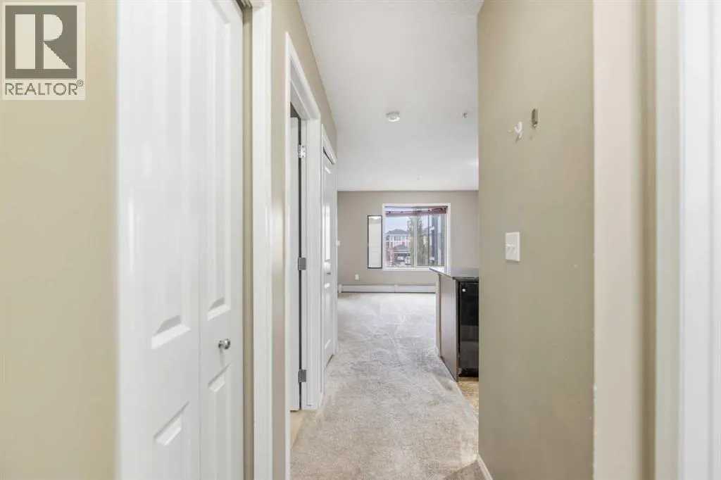 210, 15 Saddlestone Way NE