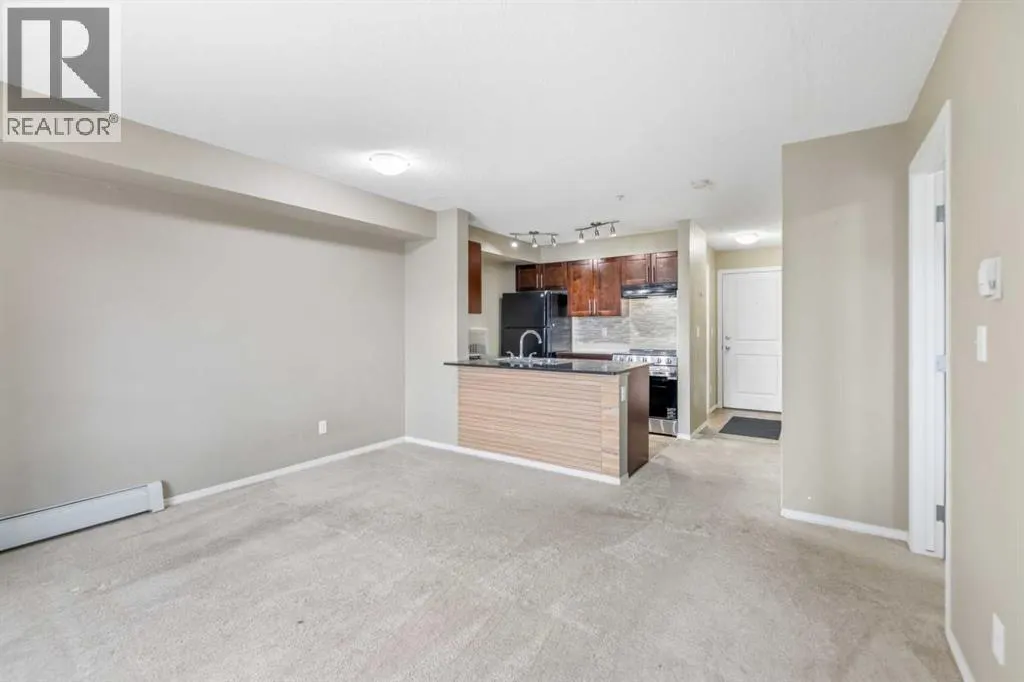 210, 15 Saddlestone Way NE