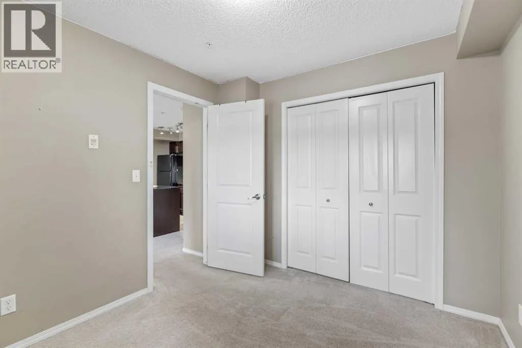 210, 15 Saddlestone Way NE